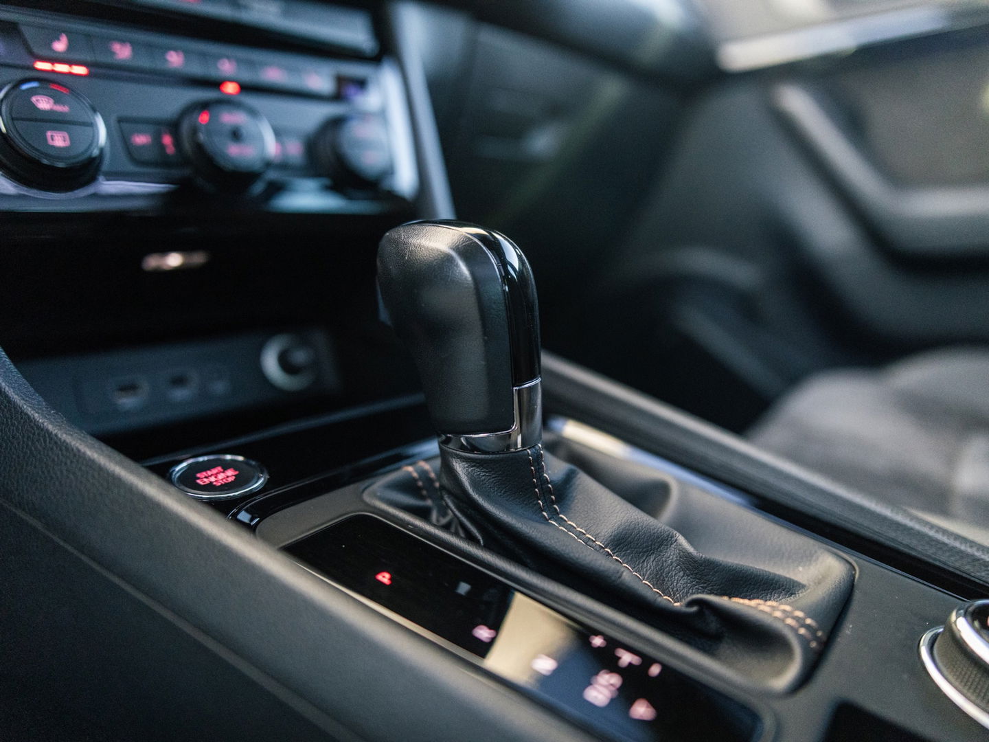 CUPRA Ateca 2.0 TSI 4DRIVE PANO BREMBO BEATS TREKHAAK KEYLESS