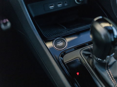 CUPRA Ateca 2.0 TSI 4DRIVE PANO BREMBO BEATS TREKHAAK KEYLESS