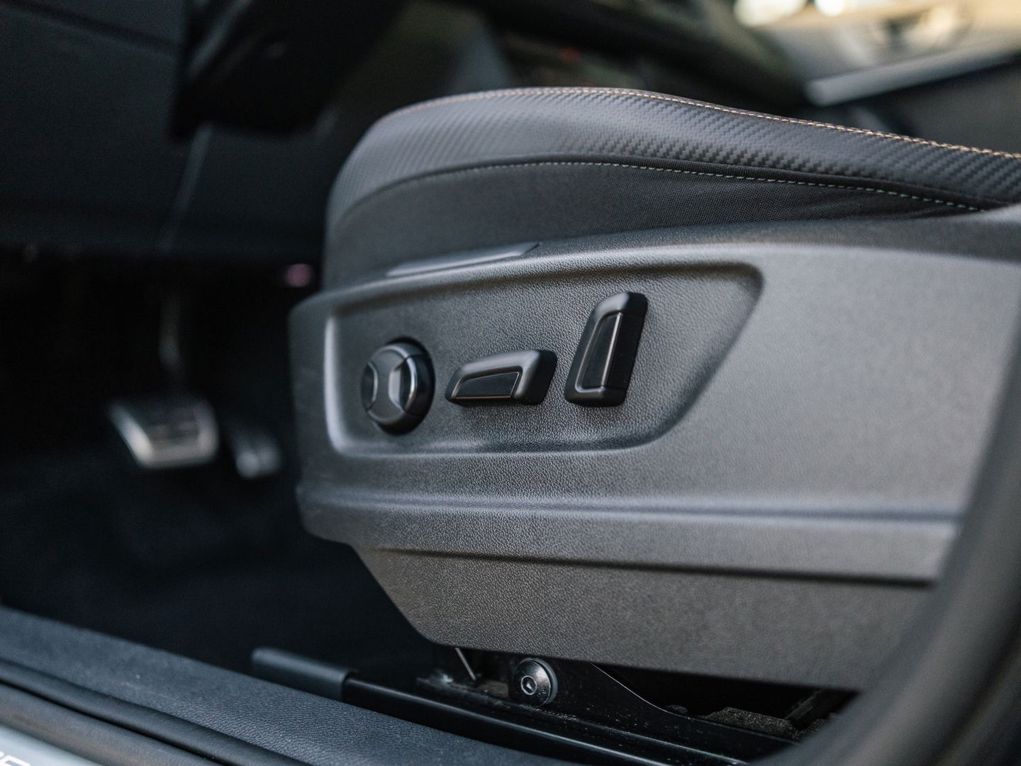 CUPRA Ateca 2.0 TSI 4DRIVE PANO BREMBO BEATS TREKHAAK KEYLESS