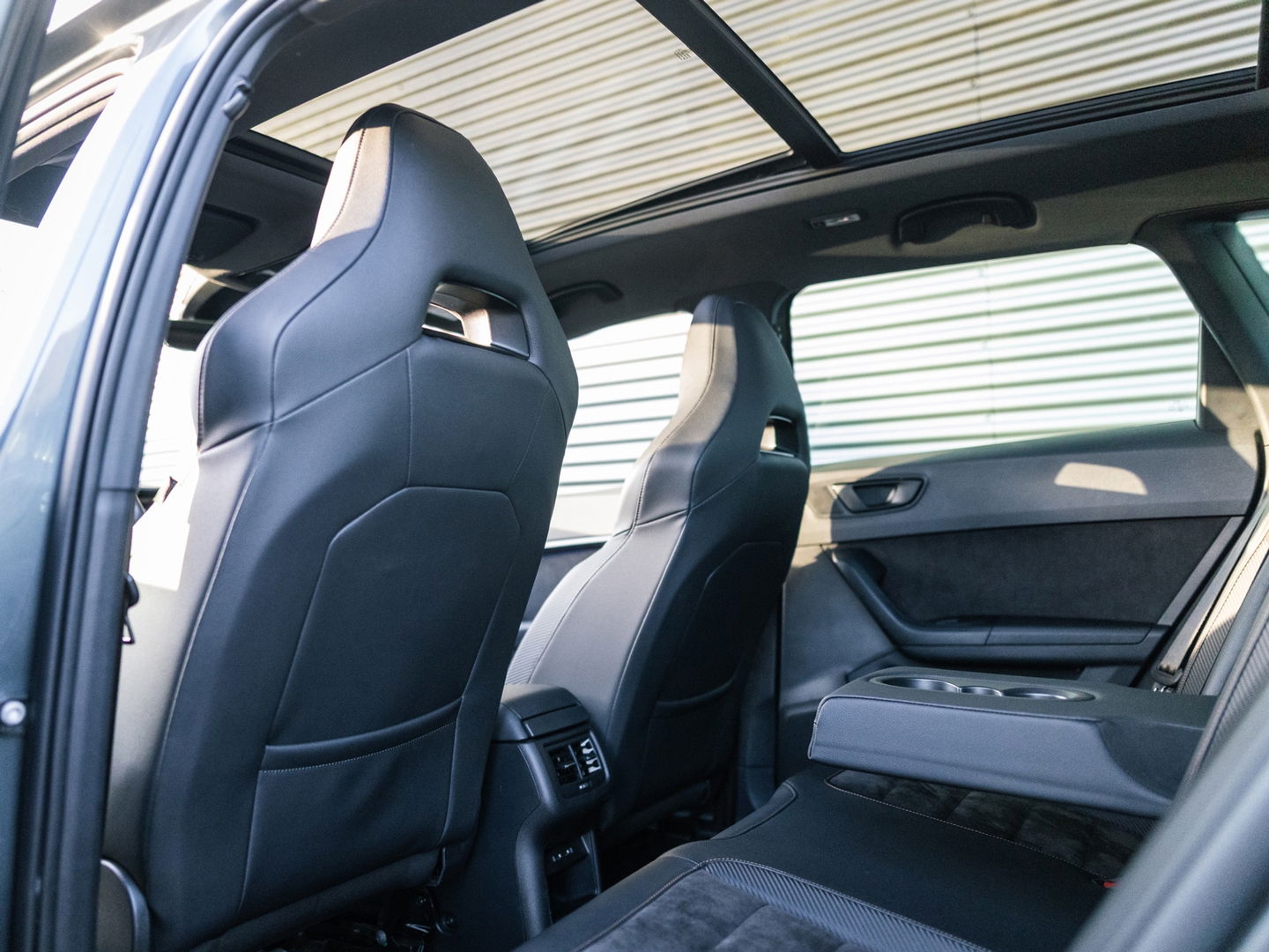 CUPRA Ateca 2.0 TSI 4DRIVE PANO BREMBO BEATS TREKHAAK KEYLESS