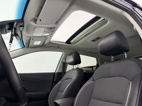 Kia Niro EV DynamicPlusLine 64 kWh | Snelladen | Pano | Camera | Adap. Cruise | Carplay | Stoel/Stuur verw. | Virtual