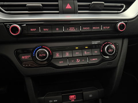 Kia Niro EV DynamicPlusLine 64 kWh | Snelladen | Pano | Camera | Adap. Cruise | Carplay | Stoel/Stuur verw. | Virtual