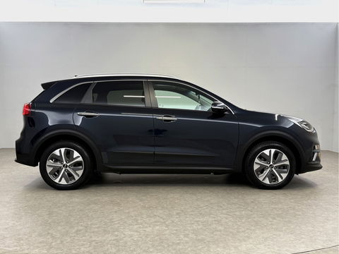 Kia Niro EV DynamicPlusLine 64 kWh | Snelladen | Pano | Camera | Adap. Cruise | Carplay | Stoel/Stuur verw. | Virtual