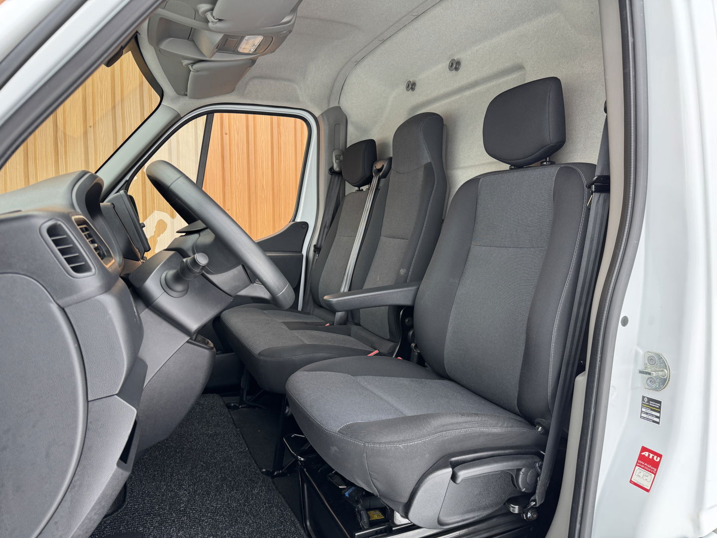 Renault Master T35 2.3 dCi 145 L4H2 EL Energy Comfort | Ex. BTW | Parkeersensoren | Bluetooth | Cruise Control | Airconditioning | USB |