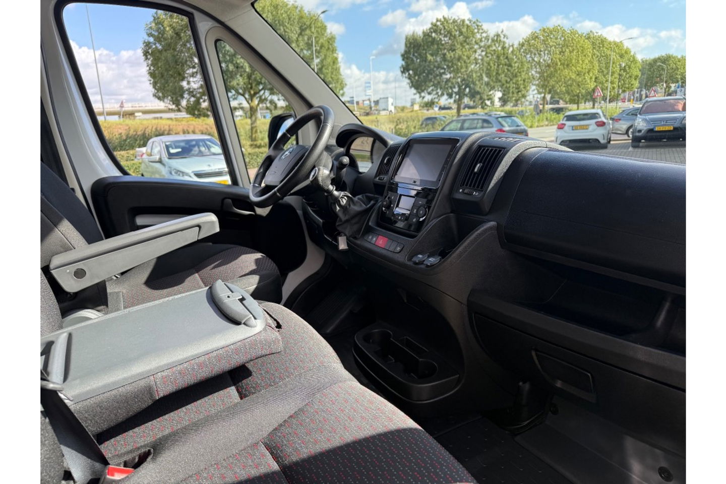 Opel Movano 2.2D L3H3 140PK 3.5T AIRCO NAVI PDC-CAMERA.