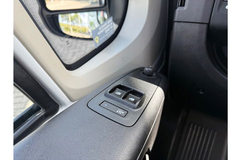 Opel Movano 2.2D L3H3 140PK 3.5T AIRCO NAVI PDC-CAMERA.