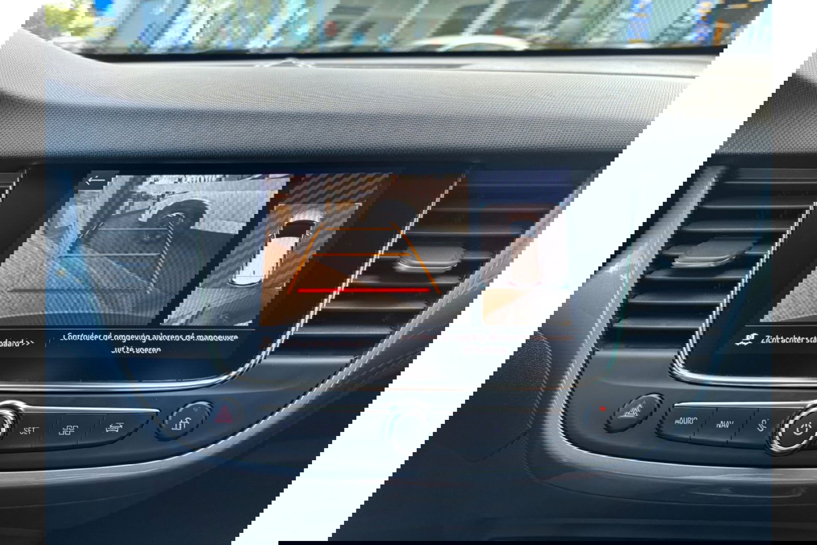 Opel Crossland 1.2 TURBO LEVEL 3 AUTOMAAT AIRCO NAVI PDC-CAMERA.