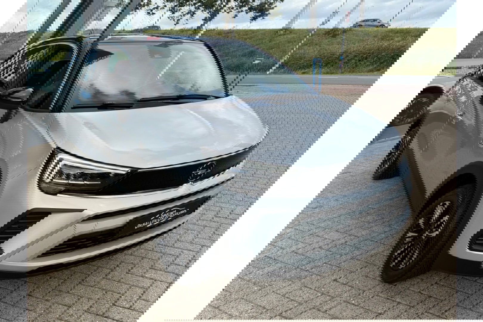 Opel Crossland 1.2 TURBO ELEGANCE 110PK AIRCO NAVI PDC-CAMERA.