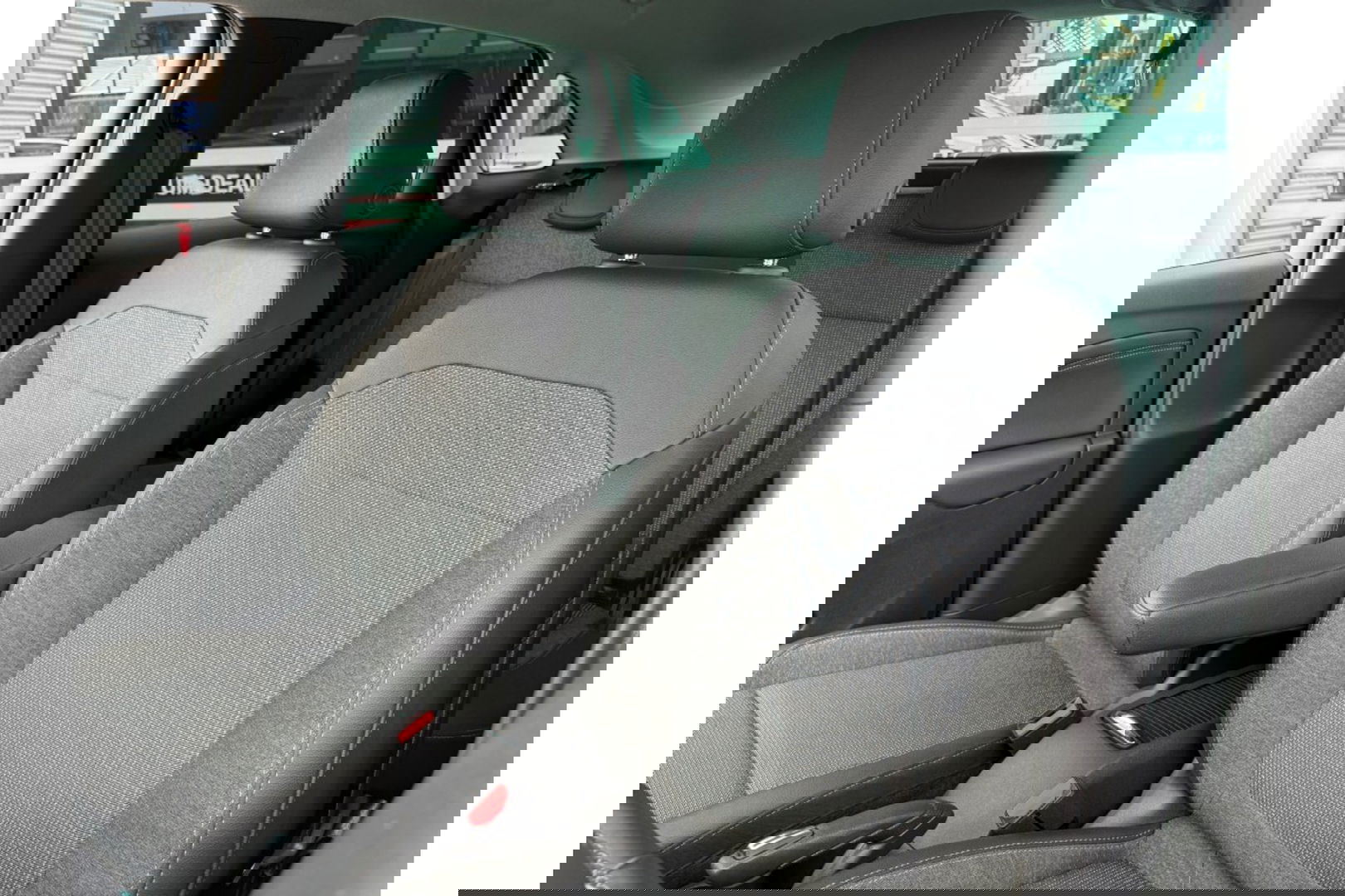 Opel Crossland 1.2 TURBO ELEGANCE 110PK AIRCO NAVI PDC-CAMERA.