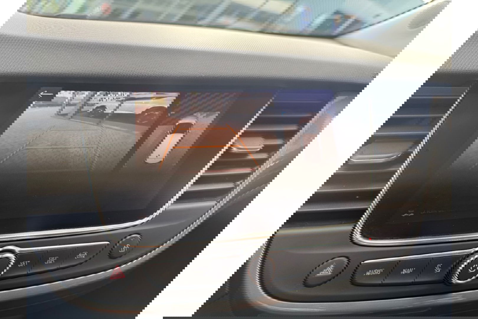 Opel Crossland 1.2 TURBO ELEGANCE 110PK AIRCO NAVI PDC-CAMERA.