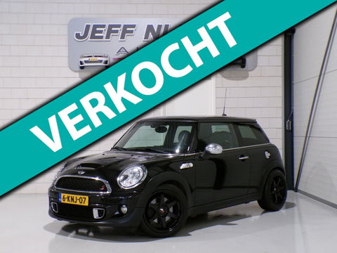 MINI Mini 1.6 Cooper S Mayfair 184PK Xenon Harman/Kardon Leer Stoelverwarming 17"Velgen Navigatie Bluetooth Climatronic Winterset
