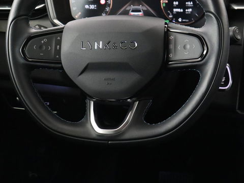 Lynk & Co 01 1.5 Plug In | Panoramadak | Infinity by Harman | Camera | Adaptive cruise | Stoelverwarming | Carplay | Memory | Full LED | PHEV