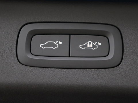 Lynk & Co 01 1.5 Plug In | Panoramadak | Infinity by Harman | Camera | Adaptive cruise | Stoelverwarming | Carplay | Memory | Full LED | PHEV