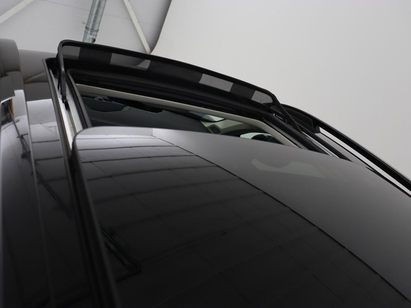 Lynk & Co 01 1.5 Plug In | Panoramadak | Infinity by Harman | Camera | Adaptive cruise | Stoelverwarming | Carplay | Memory | Full LED | PHEV