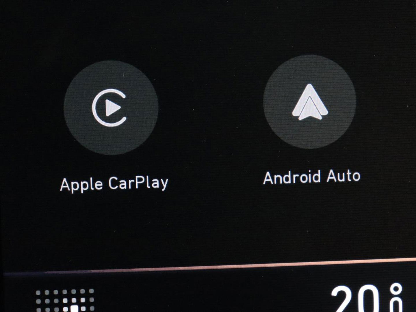 Lynk & Co 01 1.5 Plug In | Panoramadak | Infinity by Harman | Camera | Adaptive cruise | Stoelverwarming | Carplay | Memory | Full LED | PHEV