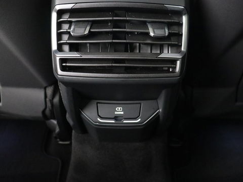 Lynk & Co 01 1.5 Plug In | Panoramadak | Infinity by Harman | Camera | Adaptive cruise | Stoelverwarming | Carplay | Memory | Full LED | PHEV