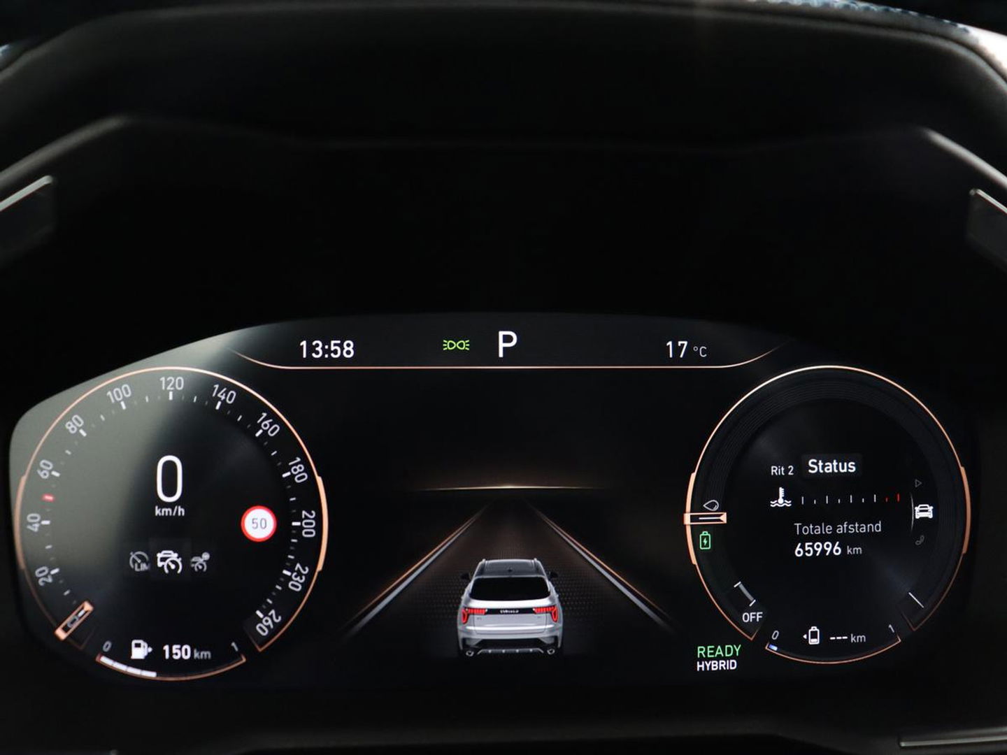 Lynk & Co 01 1.5 Plug In | Panoramadak | Infinity by Harman | Camera | Adaptive cruise | Stoelverwarming | Carplay | Memory | Full LED | PHEV