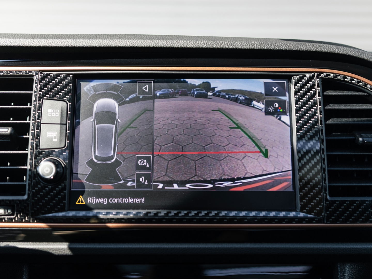 SEAT Leon ST 2.0 TSI 4DRIVE CUPRA R BLACKNESS GREY CARBON