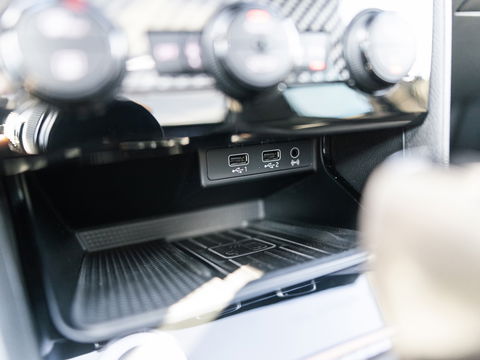 SEAT Leon ST 2.0 TSI 4DRIVE CUPRA R BLACKNESS GREY CARBON