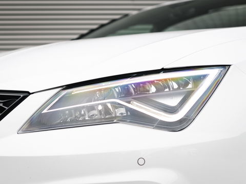 SEAT Leon ST 2.0 TSI CUPRA 4DRIVE CARBON EDITION PANO BREMBO