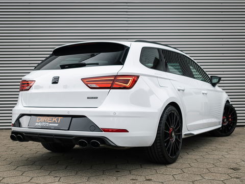 SEAT Leon ST 2.0 TSI CUPRA 4DRIVE CARBON EDITION PANO BREMBO