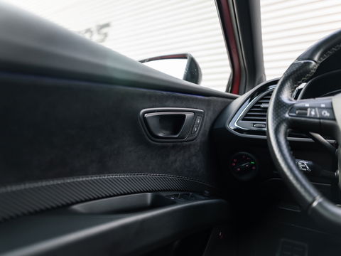 SEAT Leon ST 2.0 TSI CUPRA 300 4DRIVE VIRTUAL BEATS DCC