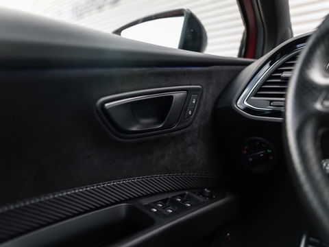 SEAT Leon ST 2.0 TSI CUPRA 300 4DRIVE VIRTUAL BEATS DCC