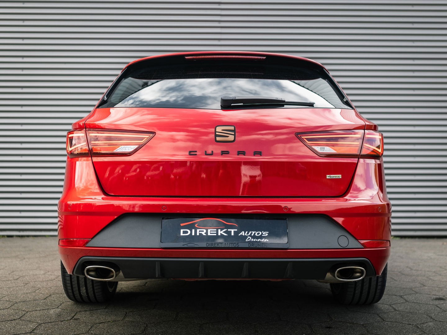 SEAT Leon ST 2.0 TSI CUPRA 300 4DRIVE VIRTUAL BEATS DCC