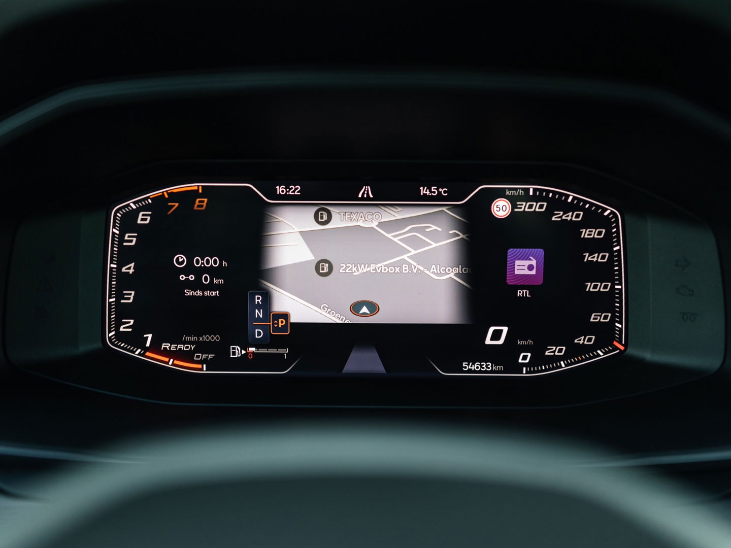 CUPRA Leon ST 2.0 TSI 4DRIVE PANO CAMERA BEATS TREKH. KEYLESS