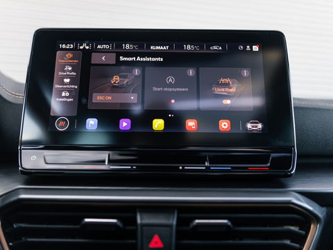 CUPRA Leon ST 2.0 TSI 4DRIVE PANO CAMERA BEATS TREKH. KEYLESS