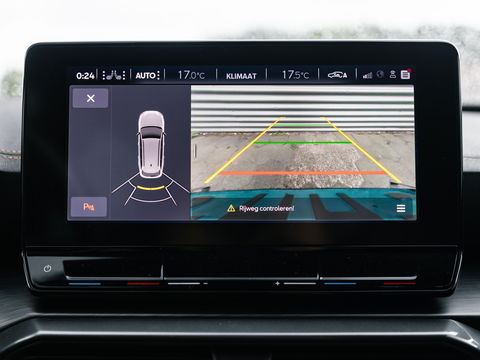 CUPRA Leon ST 2.0 TSI 4DRIVE PANO CAMERA BEATS TREKH. KEYLESS