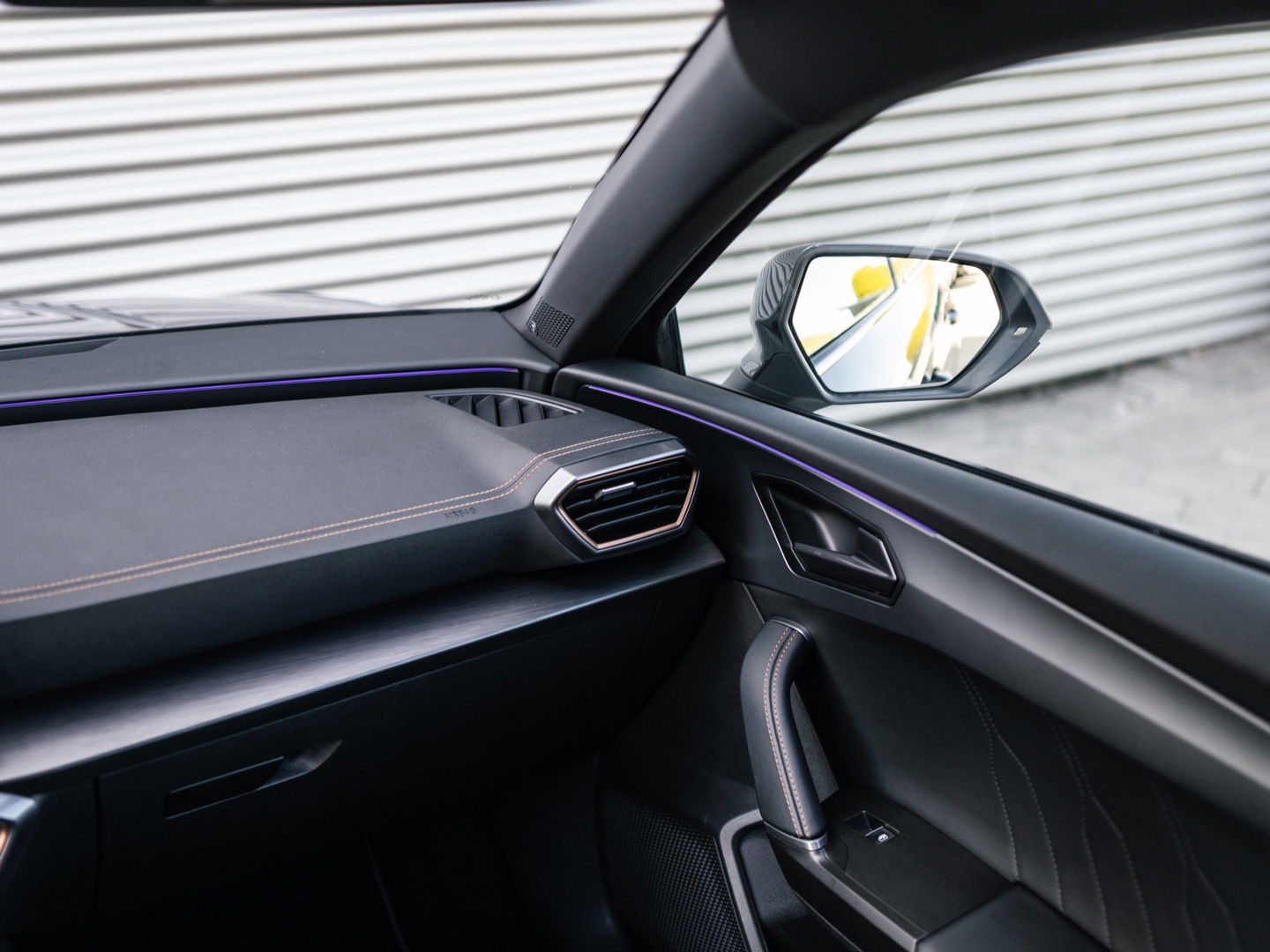 CUPRA Leon ST 2.0 TSI 4DRIVE PANO CAMERA BEATS TREKH. KEYLESS