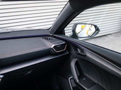 CUPRA Leon ST 2.0 TSI 4DRIVE PANO CAMERA BEATS TREKH. KEYLESS