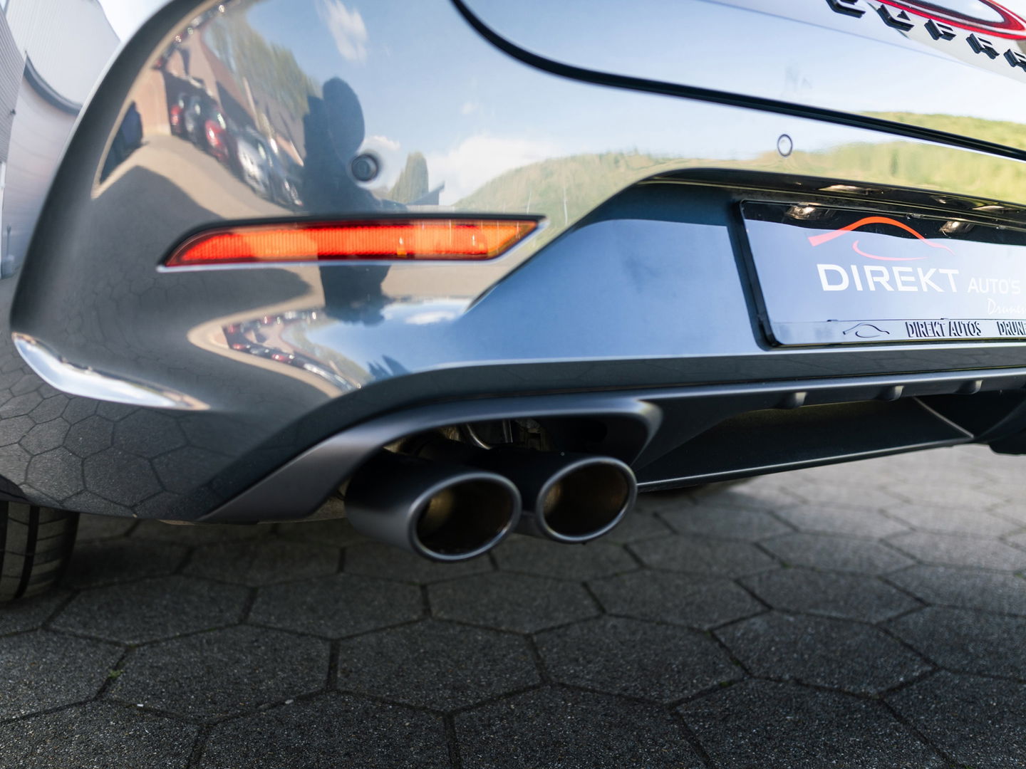 CUPRA Leon ST 2.0 TSI 4DRIVE PANO CAMERA BEATS TREKH. KEYLESS