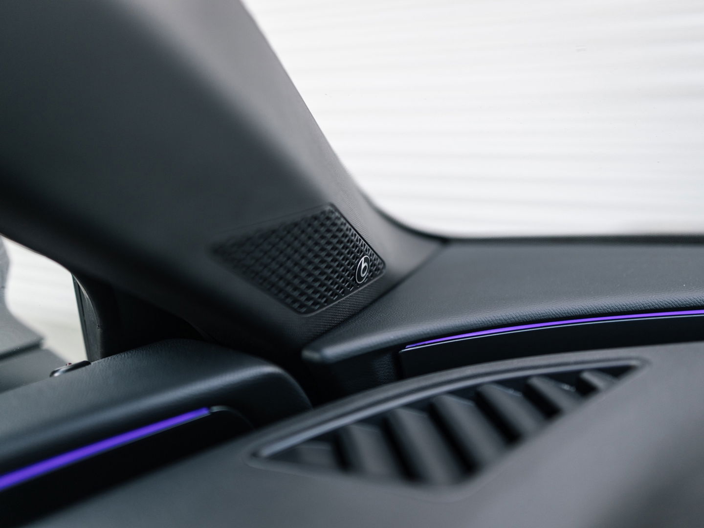 CUPRA Leon ST 2.0 TSI 4DRIVE PANO CAMERA BEATS TREKH. KEYLESS