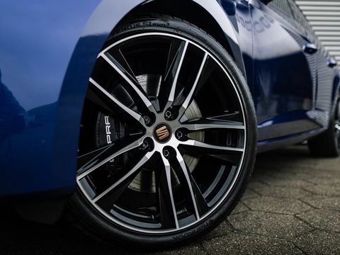 SEAT Leon ST 2.0 TSI CUPRA 300 4DRIVE PANO BEATS CAMERA DCC