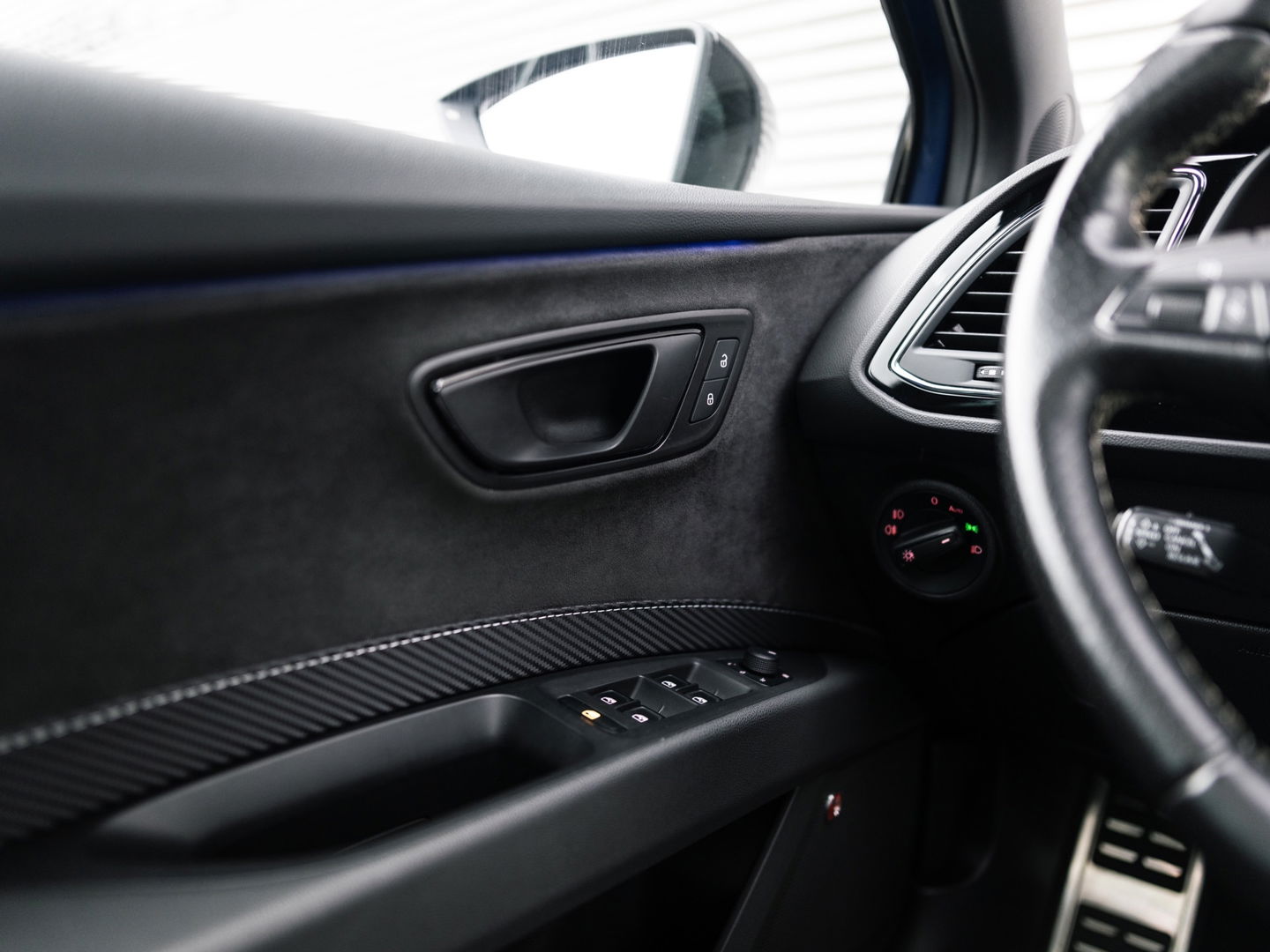 SEAT Leon ST 2.0 TSI CUPRA 300 4DRIVE PANO BEATS CAMERA DCC