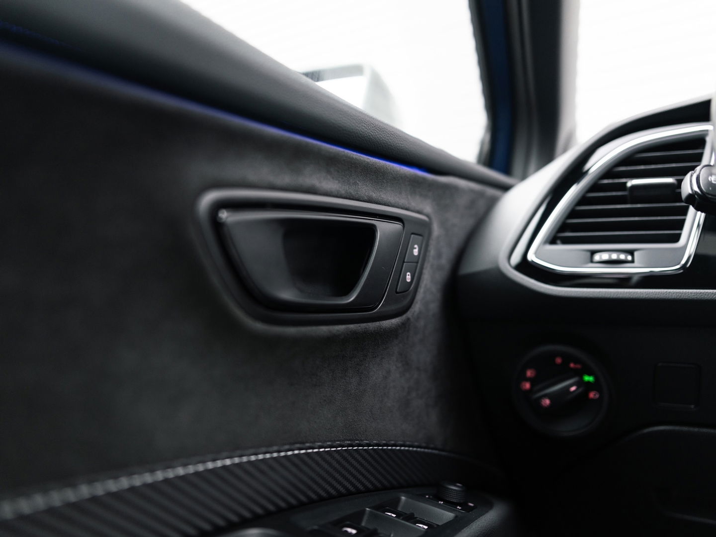 SEAT Leon ST 2.0 TSI CUPRA 300 4DRIVE PANO BEATS CAMERA DCC