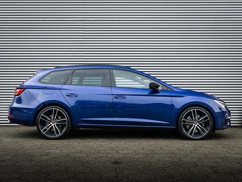 SEAT Leon ST 2.0 TSI CUPRA 300 4DRIVE PANO BEATS CAMERA DCC