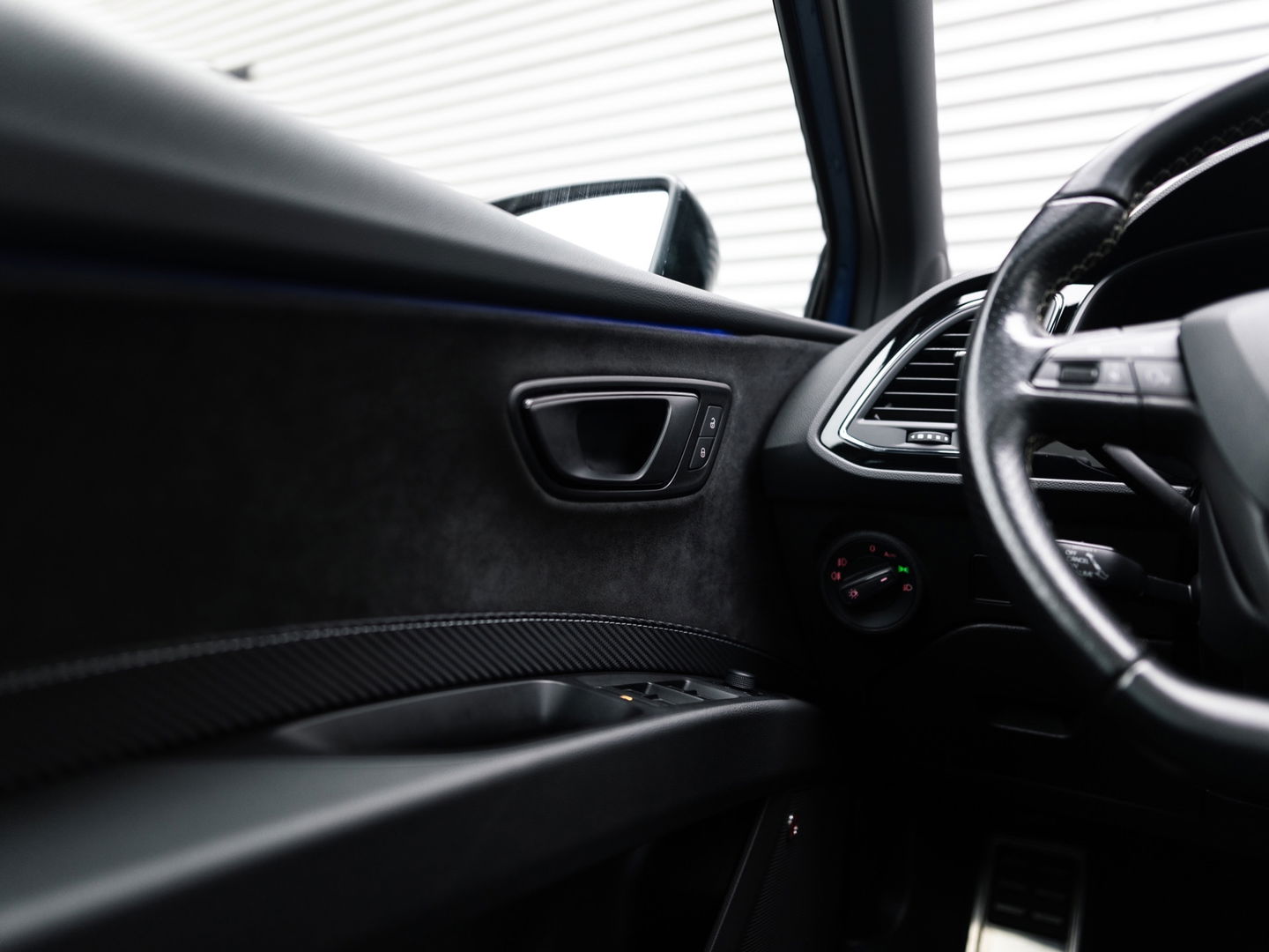 SEAT Leon ST 2.0 TSI CUPRA 300 4DRIVE PANO BEATS CAMERA DCC