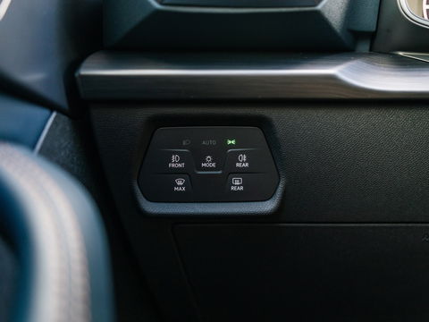 CUPRA Formentor 2.5 TSI VZ5 CARBON SCHAAL CAMERA 390PK RS3