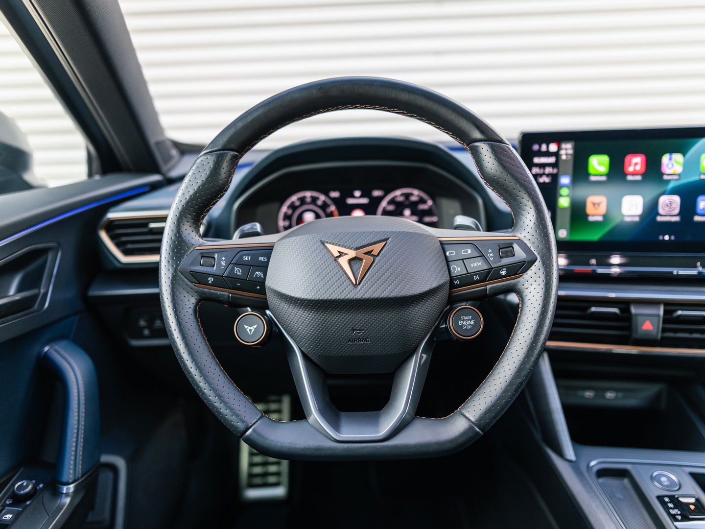 CUPRA Formentor 2.5 TSI VZ5 CARBON SCHAAL CAMERA 390PK RS3