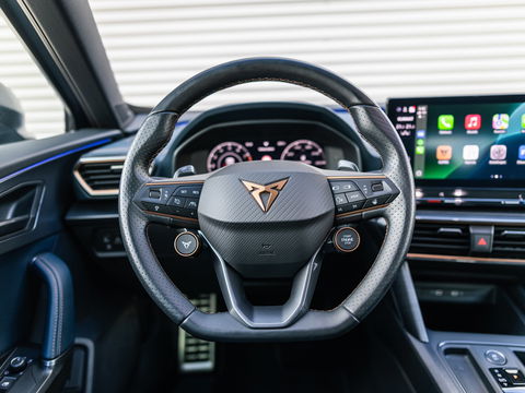 CUPRA Formentor 2.5 TSI VZ5 CARBON SCHAAL CAMERA 390PK RS3