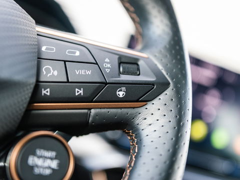 CUPRA Formentor 2.5 TSI VZ5 CARBON SCHAAL CAMERA 390PK RS3