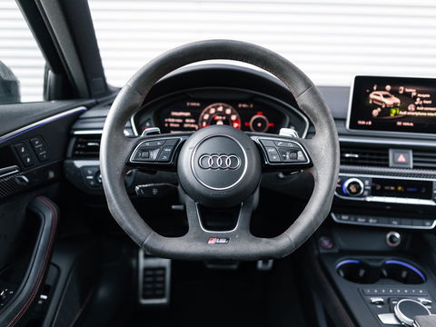 Audi RS4 Avant 2.9 TFSI RS4 Quattro CARBON B&O PANO MASSAGE