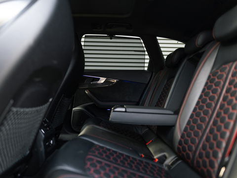 Audi RS4 Avant 2.9 TFSI RS4 Quattro CARBON B&O PANO MASSAGE