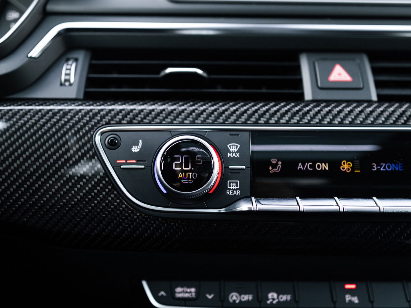 Audi RS4 Avant 2.9 TFSI RS4 Quattro CARBON B&O PANO MASSAGE