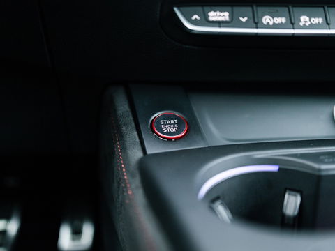 Audi RS4 Avant 2.9 TFSI RS4 Quattro CARBON B&O PANO MASSAGE