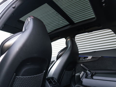 Audi RS4 Avant 2.9 TFSI RS4 Quattro CARBON B&O PANO MASSAGE