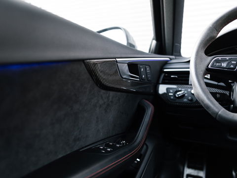 Audi RS4 Avant 2.9 TFSI RS4 Quattro CARBON B&O PANO MASSAGE